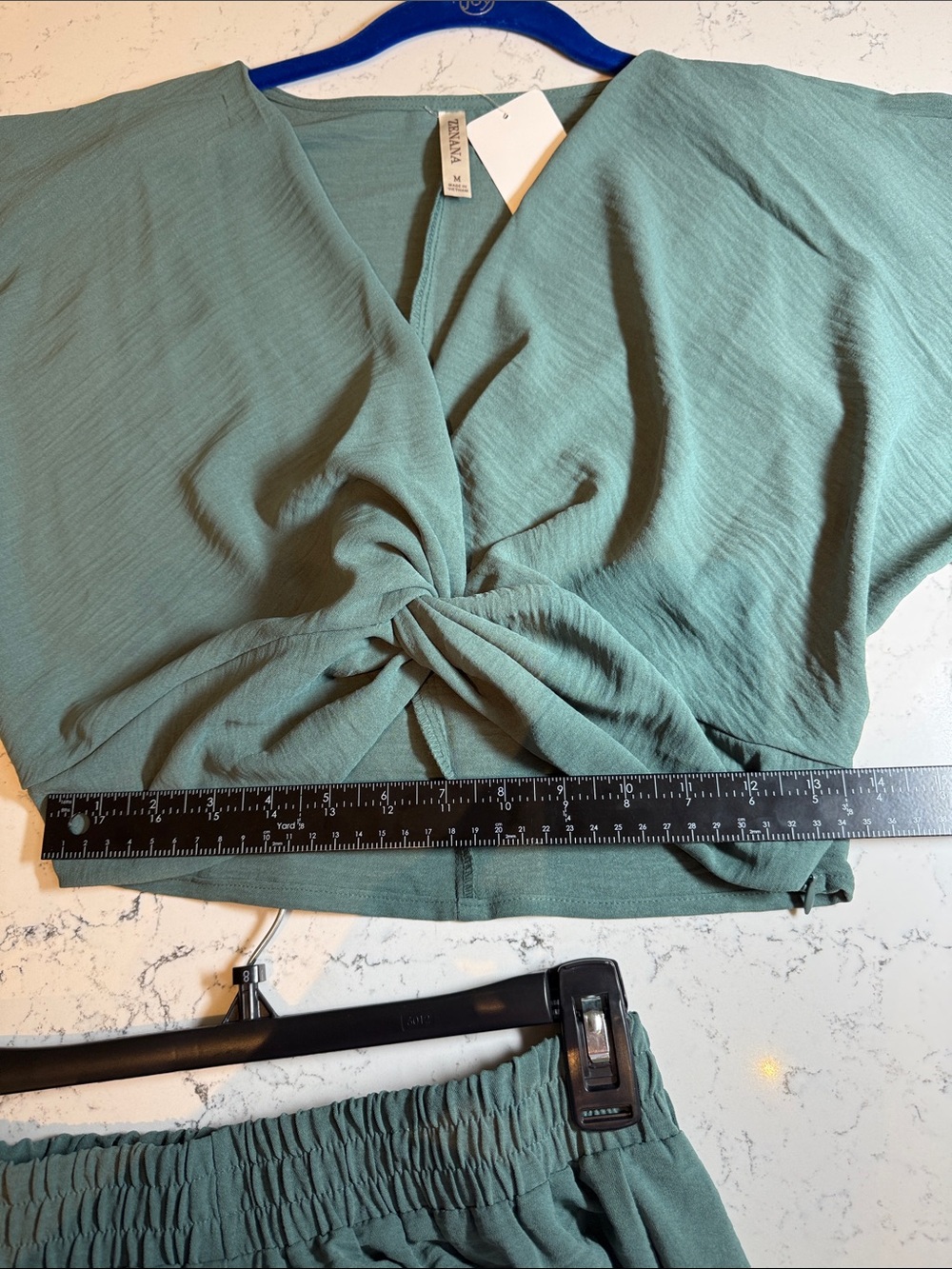 Zenana Outfitters Women’s 2 piece set in sage green. Size Medium Brand New - Picture 10 of 14
